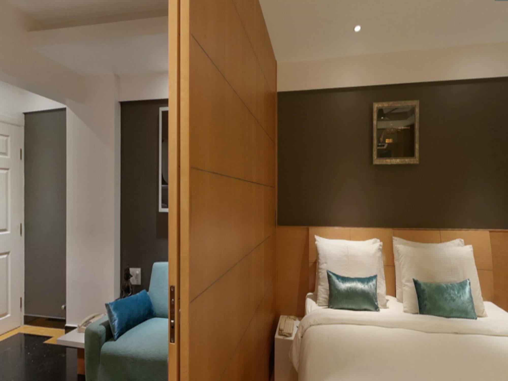 Melange Luxury Service Apartment Bangalore Exterior photo